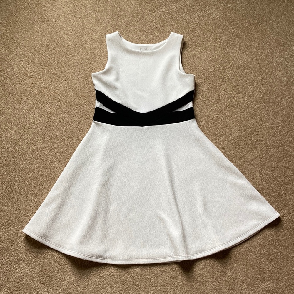 Girls white and black dress